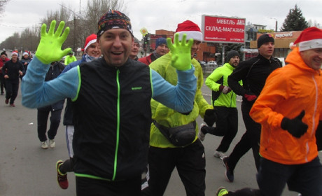 Трезвое утро 1 января: мелитопольцы пробежали - прошли от Победы до «Победы» и назад 