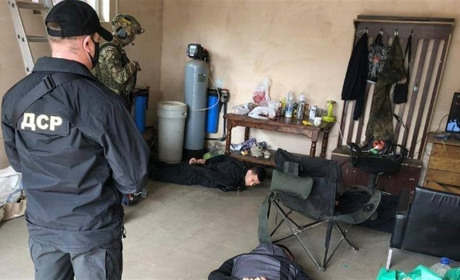 Незаконний бурштиновий бізнес на Сарненщині: вилучили понад 100 кг каменю