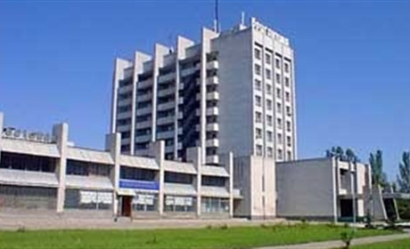 Херсонський готель «Бригантина» продають з аукціону