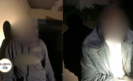 У Херсоні затримали двох чоловіків, які пограбували покинутий через війну будинок