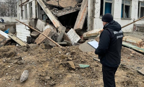 Уночі ворог атакував трьома безпілотниками Суми. Серед поранених є дитина