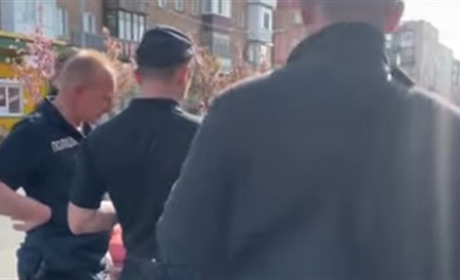 У Старокостянтинові п’яний майор збив 2 жінок на переході