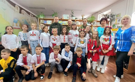 Для дітей провели урок патріотизму «Величне імя - Захисник України»