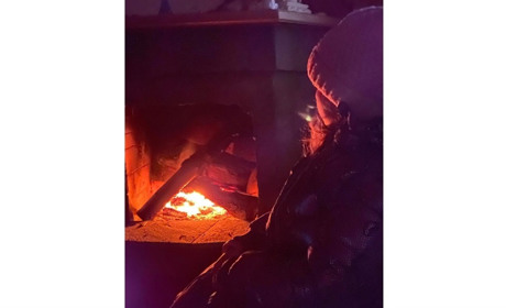 Свідки війни: "Ми втекли з села під обстрілами, а за тиждень наш будинок згорів"