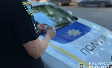 На Білопільщині поліцейські викрили чоловіка з підробленим водійським посвідченням