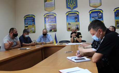 Як у Сватовому активісти планують вирішувати питання громадської безпеки: відео