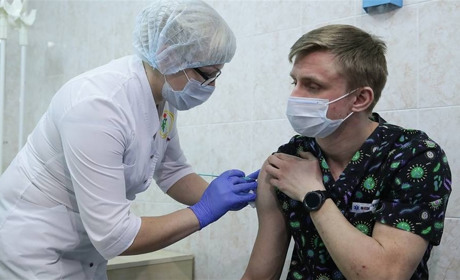 В Україні вводитимуть обмеження для невакцинованих: думка голови комітету з питань здоров'я нації