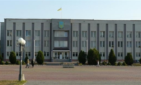 У Нетішинській міськраді відбулося чергове засідання виконкому: які рішення прийняли?
