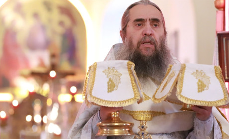 "Проявляймо промінчики Любові, яку нам дарував Господь!!" - Різдвяне вітання архимандрита Єрмогена