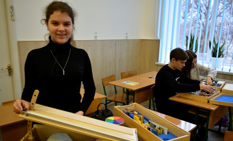Школи Жмеринки отримали сучасне обладнання для уроків фізики та хімії: відео