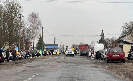 На Рівненщині поховали героя із Новокаховської громади
