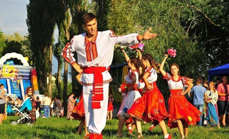 У Павлівці святкуватимуть Павла і Петра