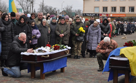 Поповнили небесне військо: в Сарнах прощалися з Сергієм Радьком і Володимиром Красніком
