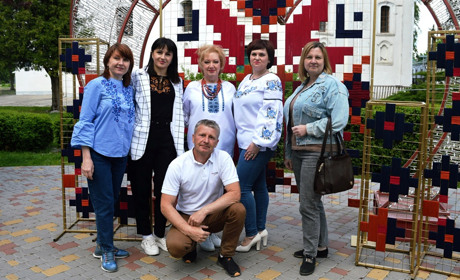 У Переяславі до Дня вишиванки провели благодійний ярмарок та дитячі майстер-класи