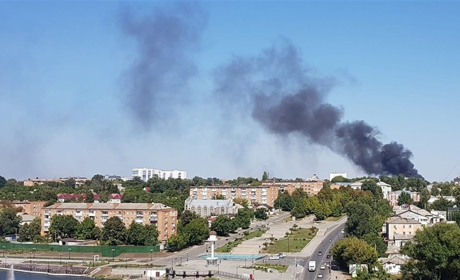 Фото дня: в Умані горить клуб «СОК»