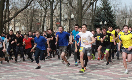 Что стимулирует мелитопольцев на бег, а участников на победу (фоторепортаж)