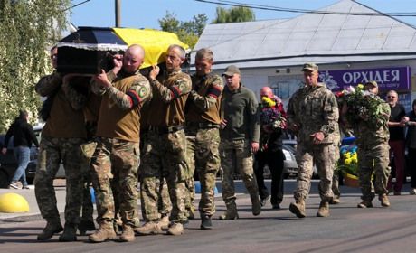 «Випадково виїхали на ворожі позиції». Побратими Данила Бондаренка розповіли про його загибель