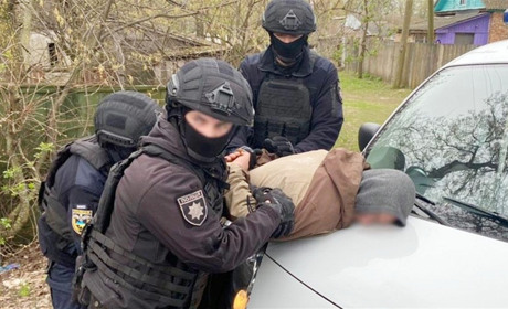 Кримінальна трійка: на Менщині затримали серійних крадіїв техніки та пального