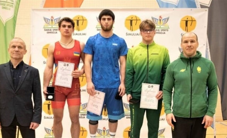 Дві срібних та одну бронзову медаль привезли борці зі Жмеринки з Міжнародних турнірів