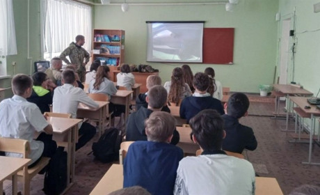 На ТОТ Херсонщини окупанти зобов'язали вчителів доносити на учнів