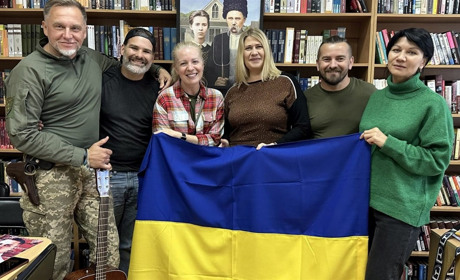 Херсон відвідала американсько-українська співачка Брія Блессінґ