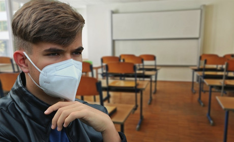 З початку навчального року на COVID захворіли 5215 школярів, за добу — 313 дітей, а що на Запоріжжі?