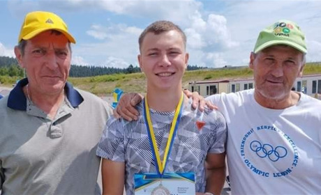 На змаганнях з літнього біатлону білопільці входять в трійку кращих в Україні