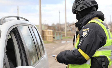 Купив права за 15 тисяч: 24-річного жителя Звягельщини засудили за підроблене посвідчення водія