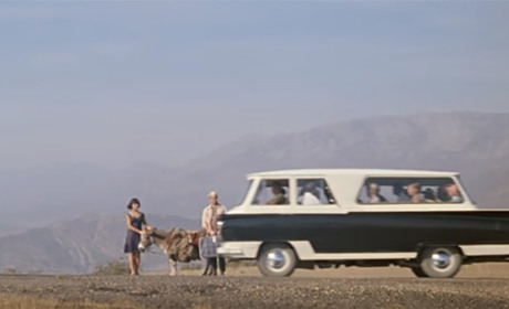 Мікроавтобус, який створив сватівчанин, знявся в «Кавказской пленнице»