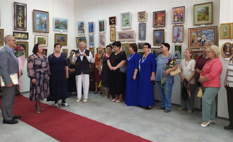 Тысяча граней одного таланта: в Измаиле открылась выставка мастерицы Тамары Затынченко (видео)