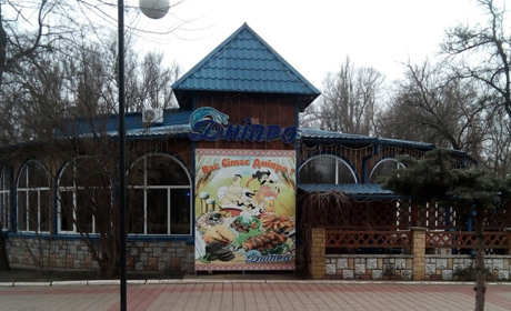 Відлуння вбивства біля кафе