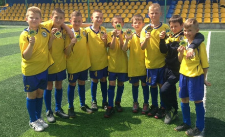 Перші  спортивні звитяги юних калинівчан