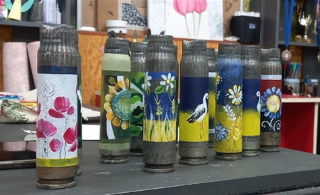 На роковини вторгнення у Первомайську відбудеться аукціон: на торги виставлятимуть лоти-трофеї