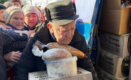 Клесівська громада доставила перші гуманітарні вантажі на Херсонщину