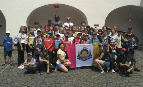 49 сватівських дітей безкоштовно відпочили на Закарпатті. Де були і що робили