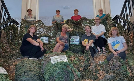 Рух «Сіточки в Балті»: як громада збирає кошти для плетіння сіток для військових