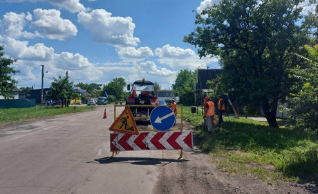 Завершено ремонт дороги Петропавлівка-Олександропіль-Веселе