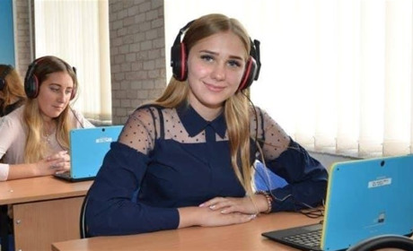 Учні Дмитрівської школи будуть вивчати англійську мову в Smart-лабораторії 