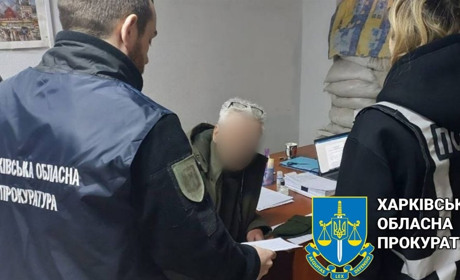 На блок-посту затримали чоловіка, який намагався завезти алкогольні напої в місто