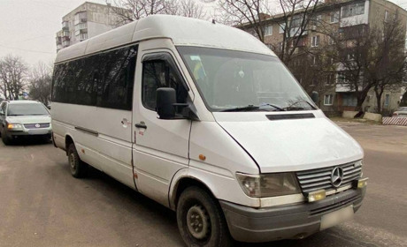 У Фастові автомобіль збив літню жінку. Вона потрапила у лікарню
