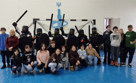 Діти з Чугуївської громади спробували пауерліфтинг і бугурт у Звягелі: відкрите тренування в ДЮКФП