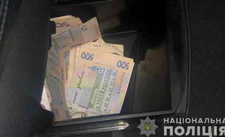 Потрапили на гачок шахраїв