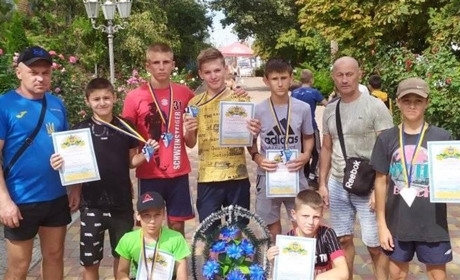 Лозівські борці привезли медалі з Всеукраїнського турніру пам'яті загиблим у Афганістані