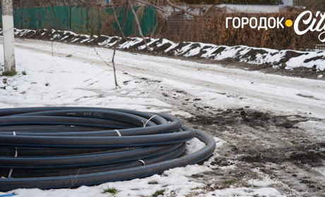 Замість старого водогону. У селі Юринці проклали нову трасу водопостачання