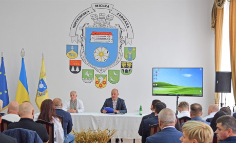 У День міста затвердили новий герб і прапор Чорткова та сіл громади