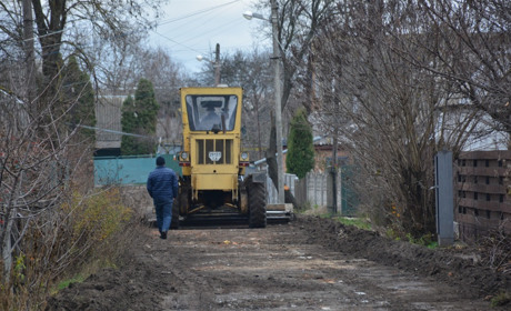 Золотоніські провулки не відстають від міських вулиць у плані асфальтування