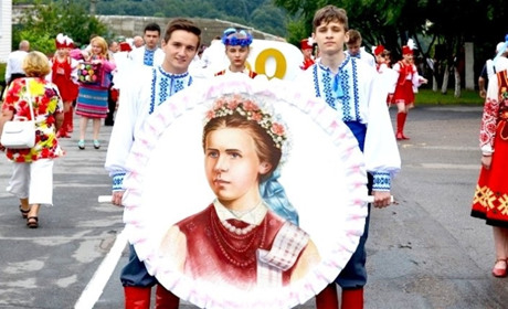 "Лесині джерела — 2019": куди піти, на що подивитися і кого послухати