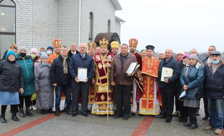 В селі Обільне Мелітопольського району освячено новий храм