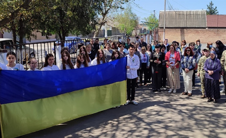 В Ізмаїлі відкрили меморіальну дошку на честь героя-захисника Віталія Гусакова