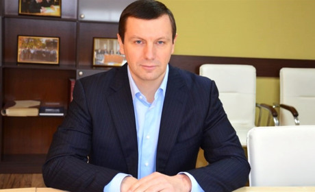 Статки Дунаєва. Нардеп від Луганщини подав декларації про свої прибутки і власність